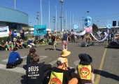 ABD: Eylemciler Shell Protestosunda Limanı Kapattı