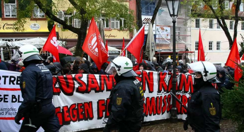Almanya: Aşırı Sağcı Kongreyi Engellemeye Çalışan 125 Solcuya Tutuklama