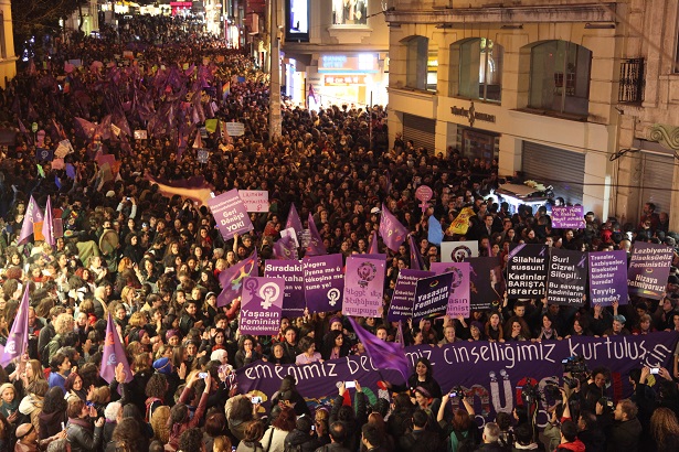 Dünya Kadınlar Günü: Mücadele Sürüyor