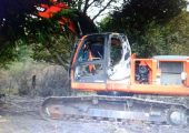Arjantin: Mapuçeler İki İş Makinasını Ateşe Verdi