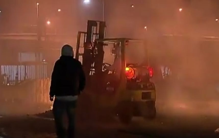 Şili: Balıkçılık Yasasına Karşı Barikat Kuran İşçiler Polisle Çatıştı