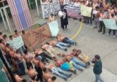 La Picota cezaevinde tutulan politik tutsakların protestosundan bir kare...