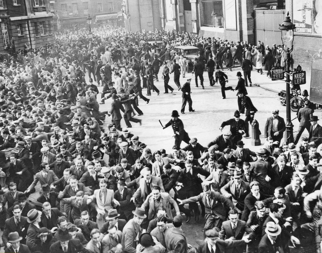1936 İngiltere'sinden Antifaşist Zafer: Cable Caddesi Savaşı