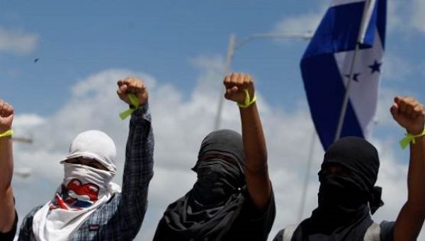 Honduras: Köylüler 10 Çiftliği Daha İyi Sağlık Hizmeti ve Çalışma Koşulları İçin İşgal Etti