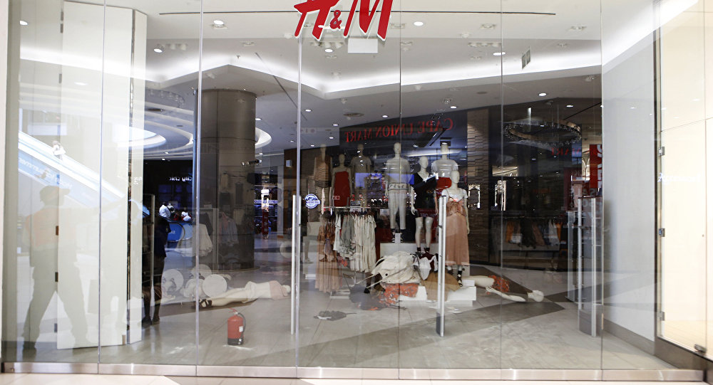Güney Afrika: EFF, H&M Mağazalarını Kullanılamaz Hale Getirdi