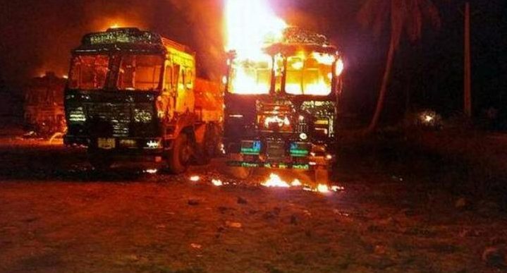 Hindistan: Maoistler Kum Mafyası’nın Araçlarını Yaktı