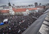 Slovakya: Yolsuzluklara Karşı Halk Sokağa Çıktı
